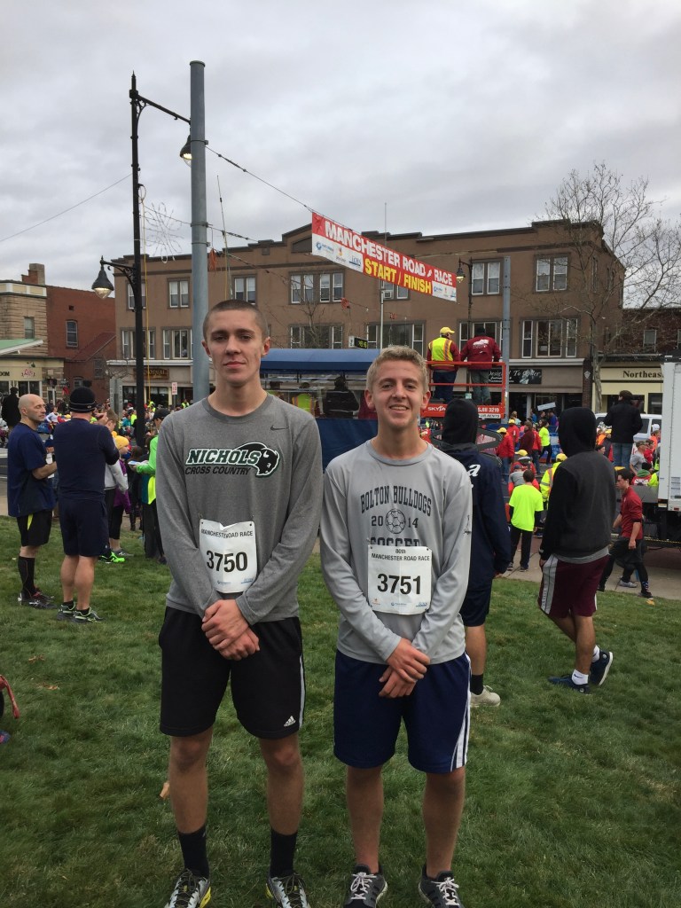 Thanksgiving day Manchester road race in Manchester, Connecticut