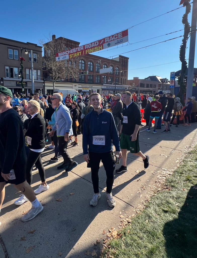 Thanksgiving day Manchester road race in Manchester, Connecticut