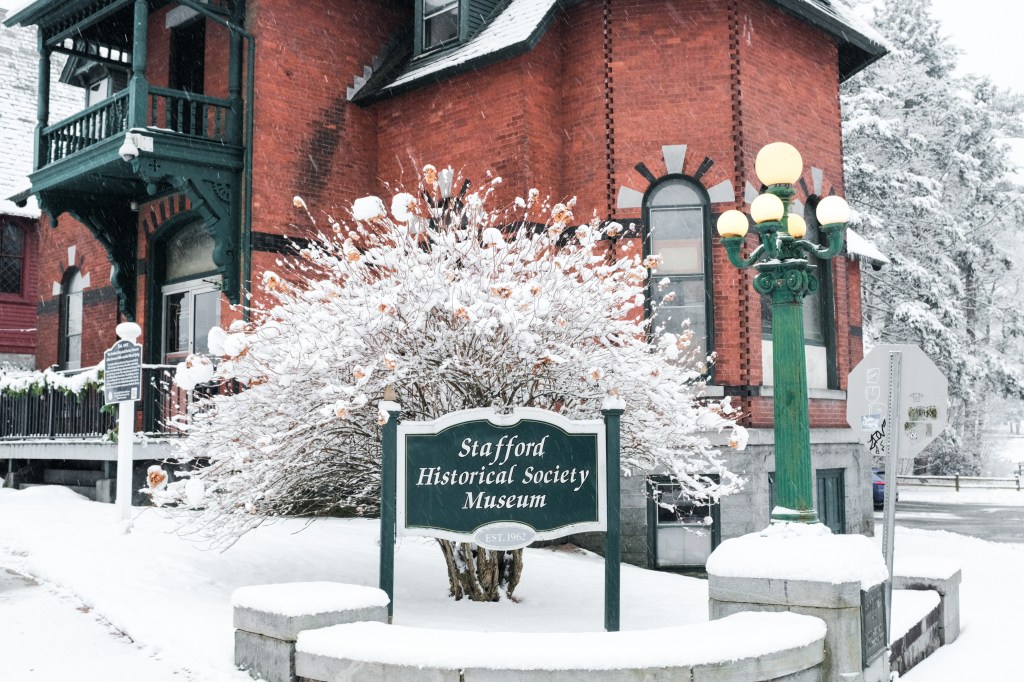 Snowy landscape photo